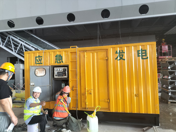 连江怎样判断空气滤清器是否需要更换？